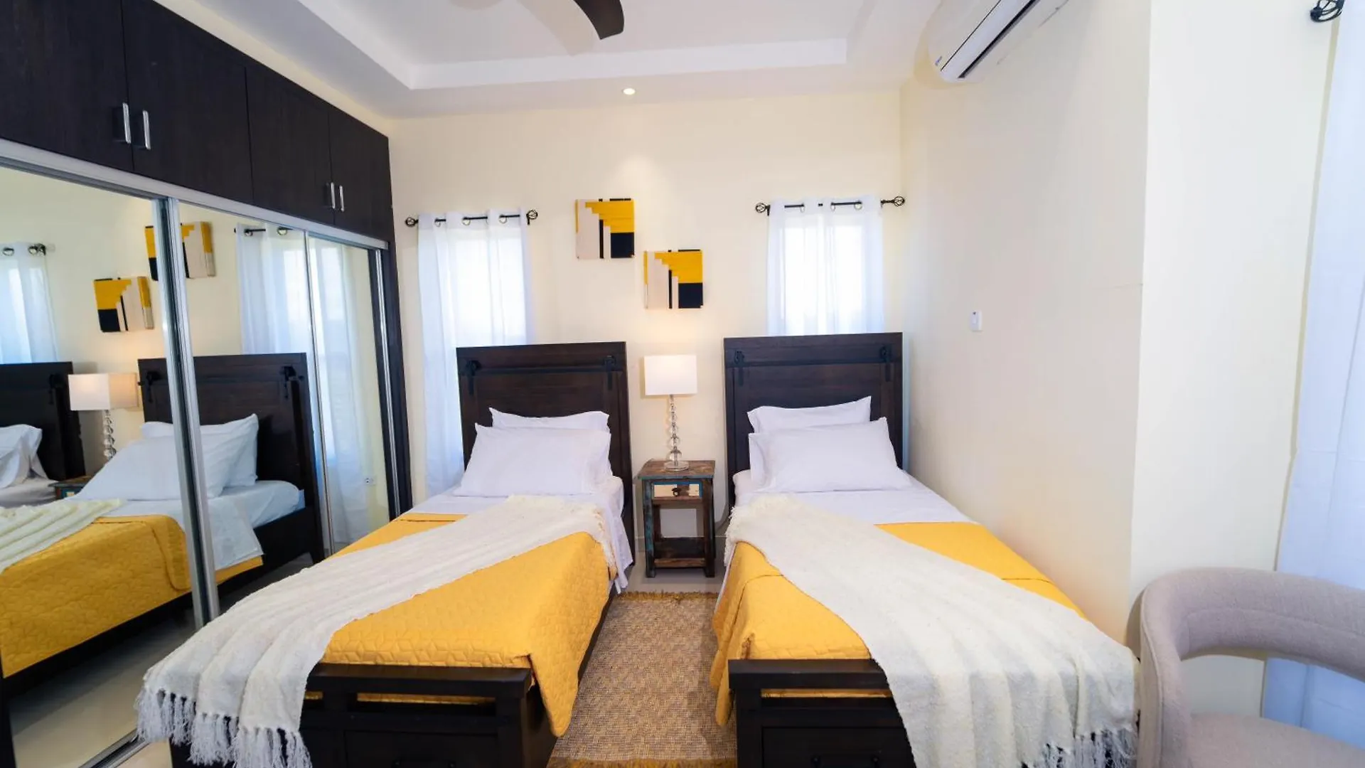 Pyramid Dreamstay 67 Ocho Rios Tatil Evi